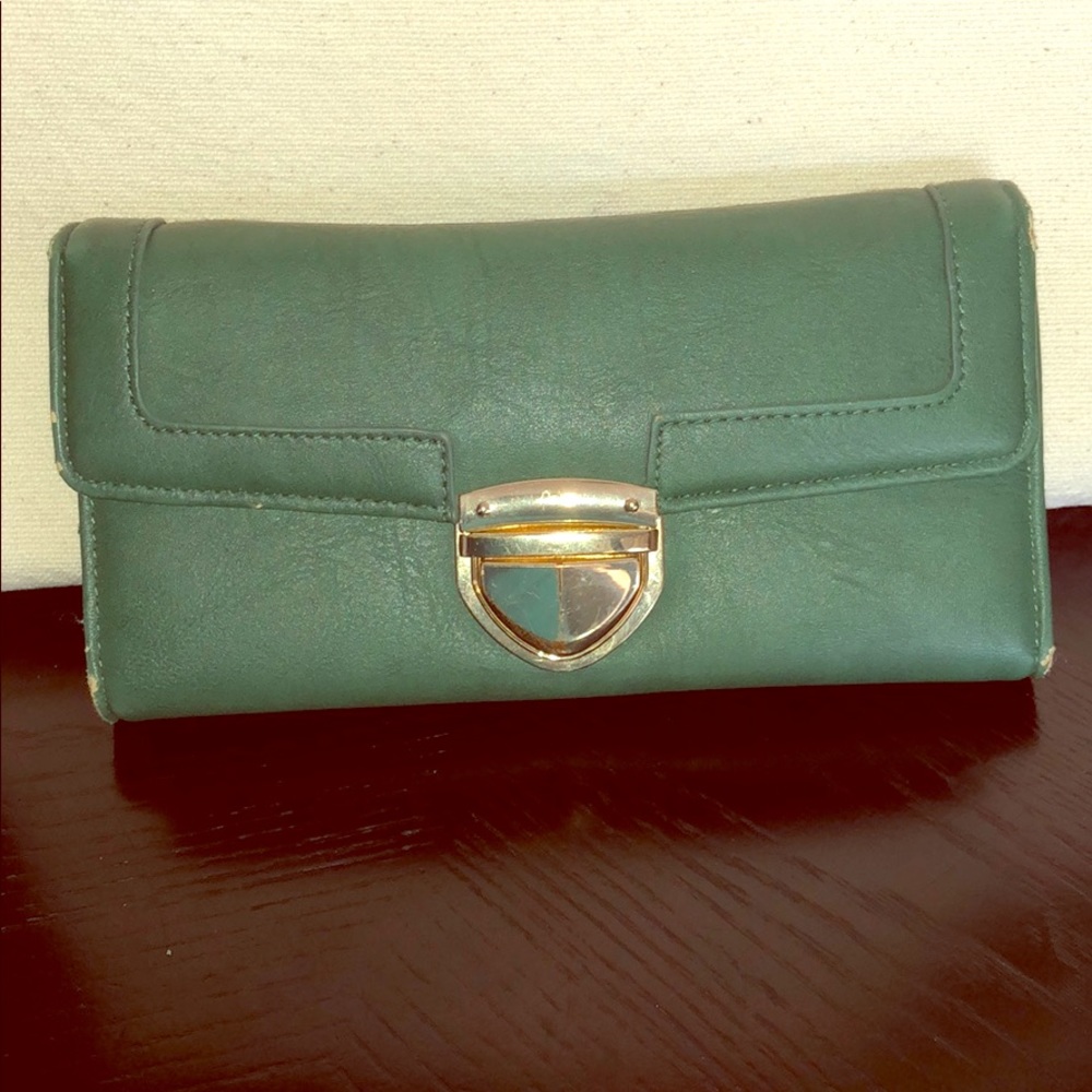 Charming Charlie Wallet